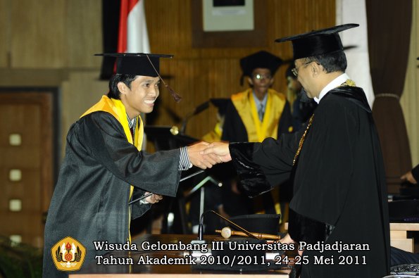 wisuda-fapet-oleh-rektor-037-copy