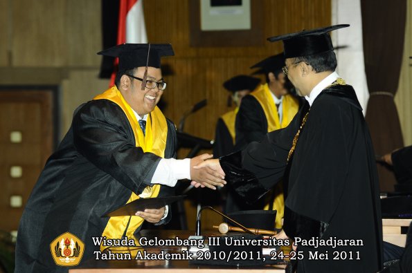 wisuda-fapet-oleh-rektor-040-copy