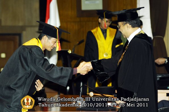 wisuda-fmipa-oleh-rektor-030-copy