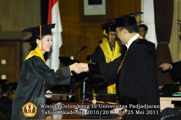 wisuda-fmipa-oleh-rektor-044-copy