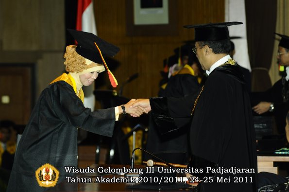 wisuda-fmipa-oleh-rektor-056-copy