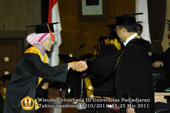 wisuda-fmipa-oleh-rektor-059-copy