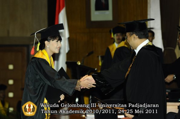 wisuda-fmipa-oleh-rektor-086-copy