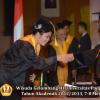 wisuda-unpad-gel-iii-ta-2012_2013-fakultas-ilmu-komunikasi-oleh-rektor-046