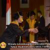 wisuda-unpad-gel-iii-ta-2012_2013-fakultas-ilmu-komunikasi-oleh-rektor-117