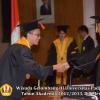 wisuda-unpad-gel-iii-ta-2012_2013-fakultas-hukum-oleh-rektor-094