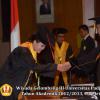 wisuda-unpad-gel-iii-ta-2012_2013-fakultas-hukum-oleh-rektor-108