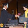 wisuda-unpad-gel-iii-ta-2012_2013-fakultas-ilmu-budaya-oleh-dekan-063