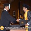 wisuda-unpad-gel-iii-ta-2012_2013-fakultas-ilmu-budaya-oleh-dekan-089