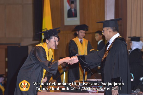 wisuda-unpad-gel-iii-ta-2013_2014-fakultas-peternakan-oleh-rektor-ilalang-foto-064