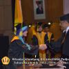 wisuda-unpad-gel-iii-ta-2013_2014-fakultas-ikom-oleh-rektor-ilalang-foto-080