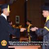 wisuda-unpad-gel-iii-ta-2013_2014-fakultas-ekonomi-dan-bisnis-oleh-dekan-ilalang-foto-121