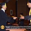 wisuda-unpad-gel-iii-ta-2013_2014-fakultas-ekonomi-dan-bisnis-oleh-dekan-ilalang-foto-170