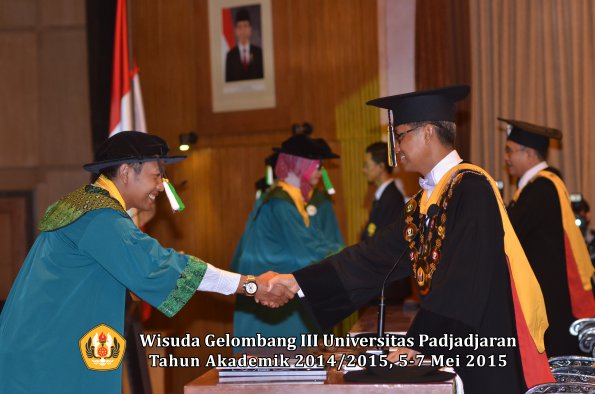 Wisuda Unpad Gel III TA 2014_2015  Program Pascasarjana oleh Rektor 023