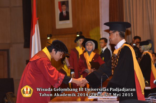 Wisuda Unpad Gel III TA 2014_2015  Fakultas Peternakan oleh Rektor 003