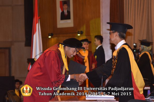 Wisuda Unpad Gel III TA 2014_2015  Fakultas Peternakan oleh Rektor 006