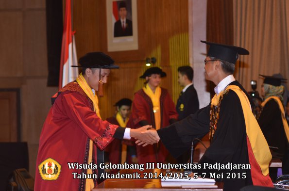 Wisuda Unpad Gel III TA 2014_2015  Fakultas Peternakan oleh Rektor 014