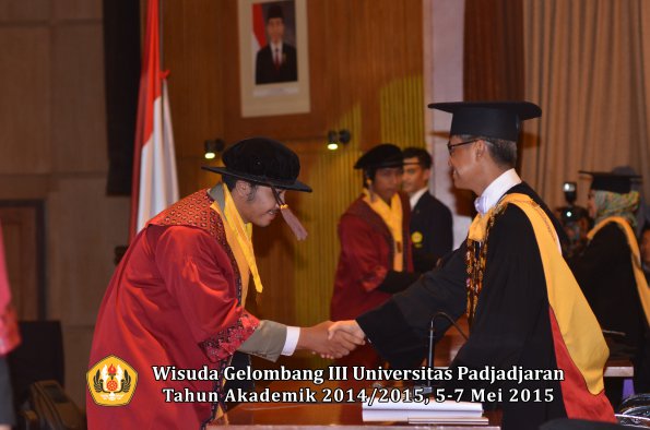 Wisuda Unpad Gel III TA 2014_2015  Fakultas Peternakan oleh Rektor 018