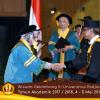 Wisuda Unpad Gel I I I TA 2017-2018  Fakultas Ekonomi dan Bisnis oleh Rektor 075 by ( PAPYRUS PHOTO)