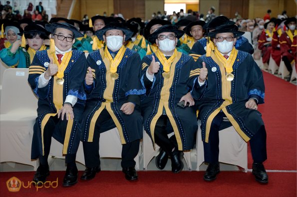 LIPUTAN WISUDA UNPAD GEL III TA 2022-2023  SESI I (91)