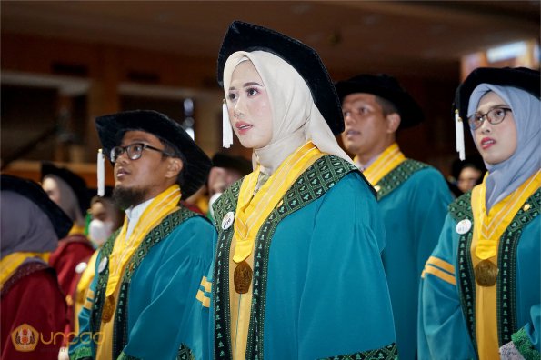 LIPUTAN WISUDA UNPAD GEL III TA 2022-2023  SESI II (104)