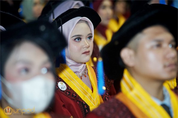 LIPUTAN WISUDA UNPAD GEL III TA 2022-2023  SESI II (114)