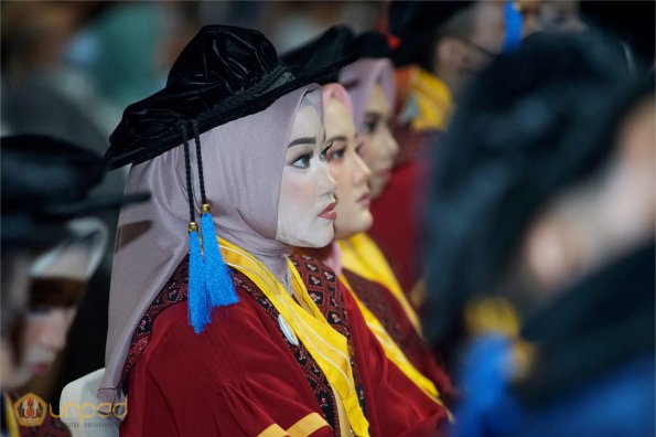 LIPUTAN WISUDA UNPAD GEL III TA 2022-2023  SESI II (117)