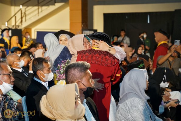 LIPUTAN WISUDA UNPAD GEL III TA 2022-2023  SESI II (134)