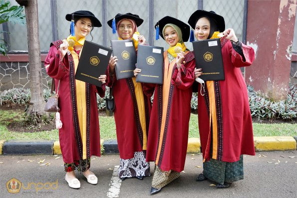 LIPUTAN WISUDA UNPAD GEL III TA 2022-2023  SESI II (146)