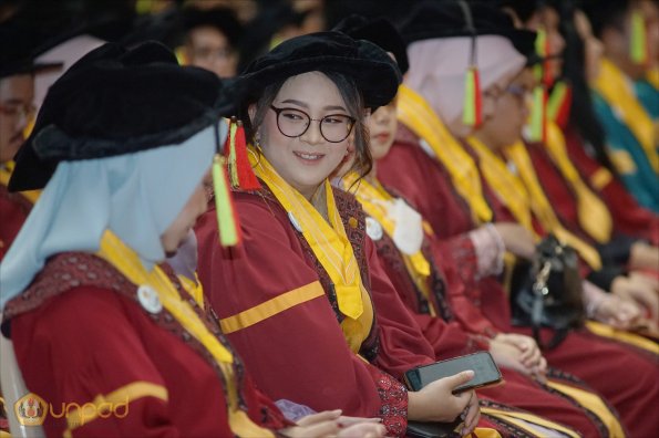 LIPUTAN WISUDA UNPAD GEL III TA 2022-2023  SESI III (88)