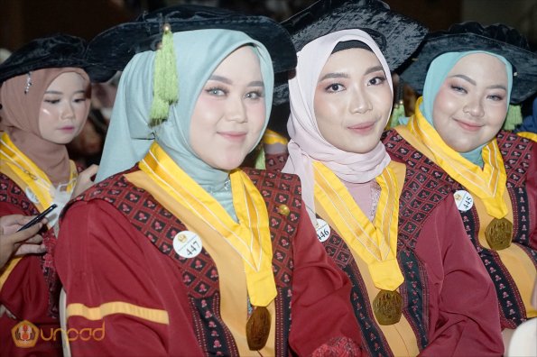 LIPUTAN WISUDA UNPAD GEL III TA 2022-2023  SESI IV (61)