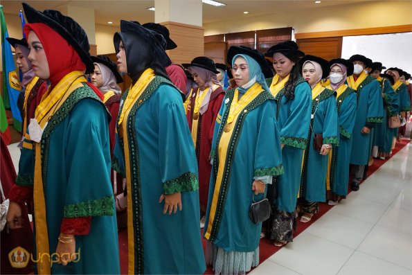 LIPUTAN WISUDA UNPAD GEL III TA 2022-2023  SESI V (72)