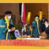 WISUDA UNPAD GEL III TA 2022-2023 FAK FARMASI OLEH REKTOR (27)