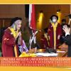 WISUDA UNPAD GEL III TA 2022-2023 FAK FARMASI OLEH REKTOR (71)