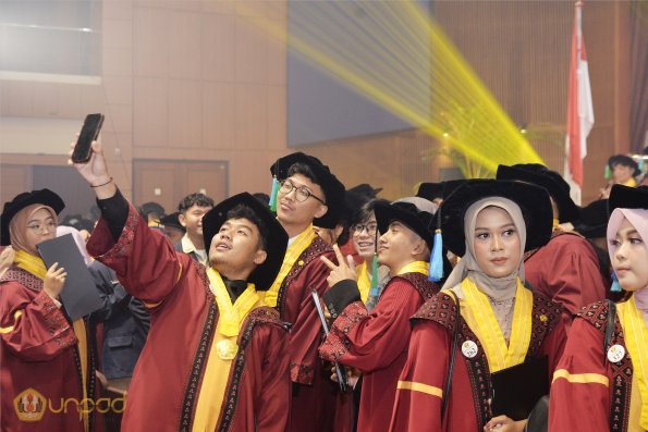 WISUDA UNPAD GEL III TA 2024-2025 (113)