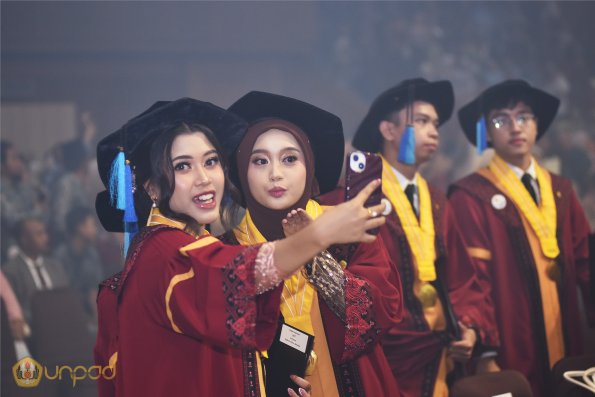 WISUDA UNPAD GEL III TA 2024-2025 (13)