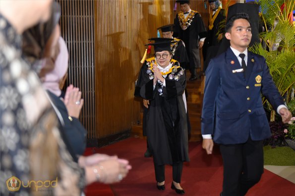 WISUDA UNPAD GEL III TA 2024-2025 (56)
