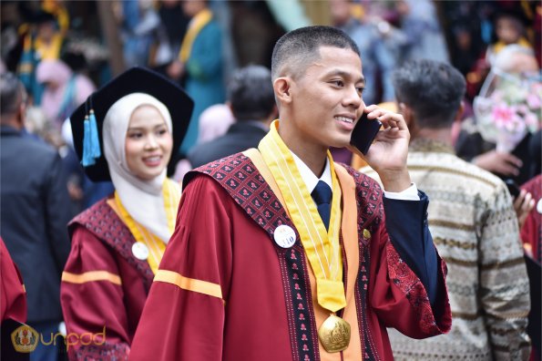 WISUDA UNPAD GEL III TA 2024 - 2025 (12)