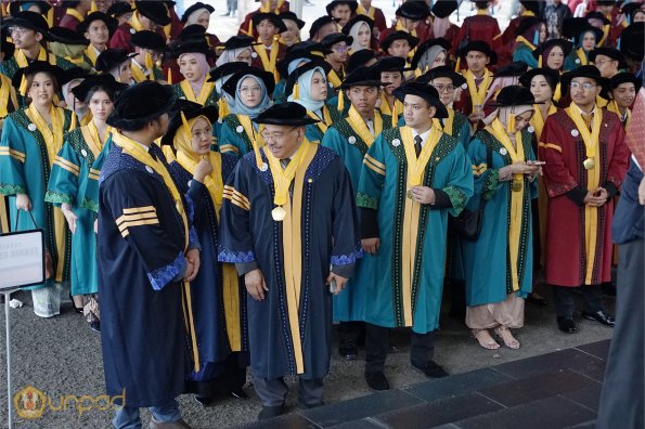 WISUDA UNPAD GEL III TA 2024 - 2025 (28)