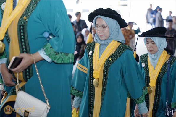 WISUDA UNPAD GEL III TA 2024 - 2025 (29)