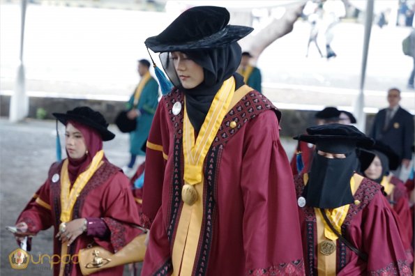 WISUDA UNPAD GEL III TA 2024 - 2025 (30)