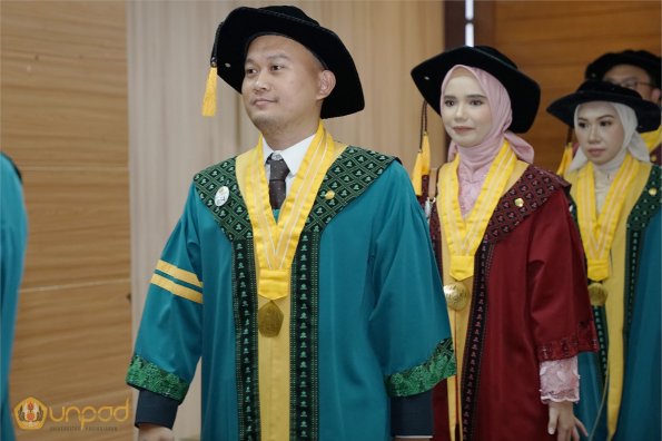 WISUDA UNPAD GEL III TA 2024 - 2025 (32)