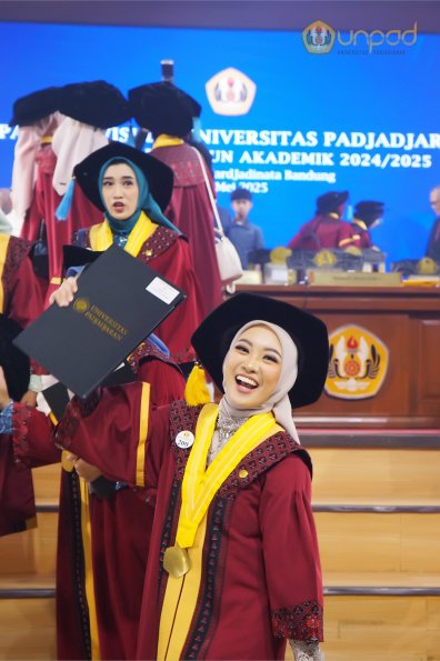 WISUDA UNPAD GEL III TA 2024 - 2025 (85)
