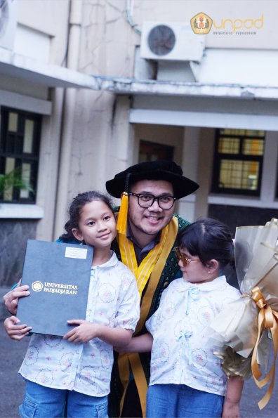 WISUDA UNPAD GEL III TA 2024 - 2025 (87)