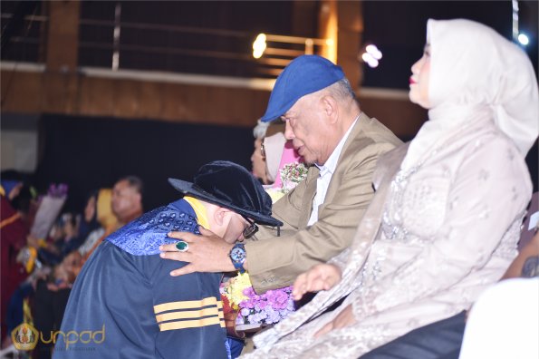 WISUDA UNPAD GEL III TA 2024-2025 (1)