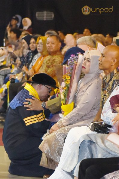 WISUDA UNPAD GEL III TA 2024-2025 (25)