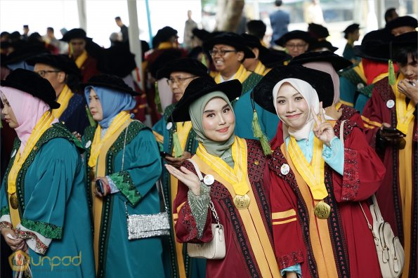 WISUDA UNPAD GEL III TA 2024-2025 (71)