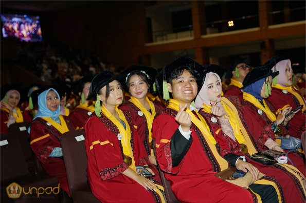 WISUDA UNPAD GEL III TA 2024-2025 (79)