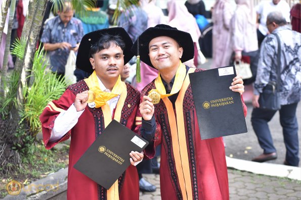 WISUDA UNPAD GEL III TA 2024-2025 (9)