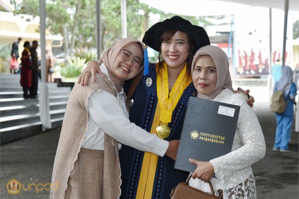 WISUDA UNPAD GEL III TA 2024-2025 (15)
